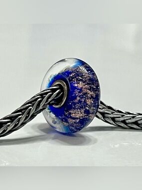 Authentic Trollbeads World Tour Hong Kong Skyline Bead 10262